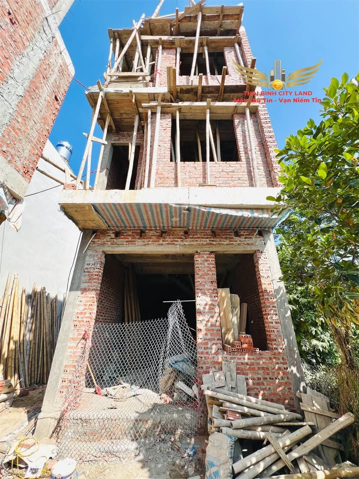 Nhà đẹp Phú Xuân 50m² giá 1 tỷ - Thiết kế hiện đại, pháp lý rõ ràng!