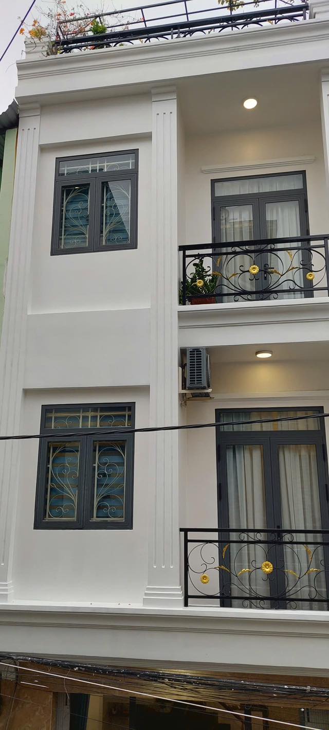 Nhà phố 3 tầng quận Bình Tân 49.5m² giá 8.3 tỷ - Vị trí đắc địa, sẵn sàng ở ngay!