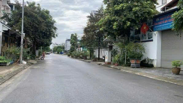 Đất nền Đặng Xá 40m² giá 2.6 tỷ - Vị trí đẹp, cơ hội đầu tư!