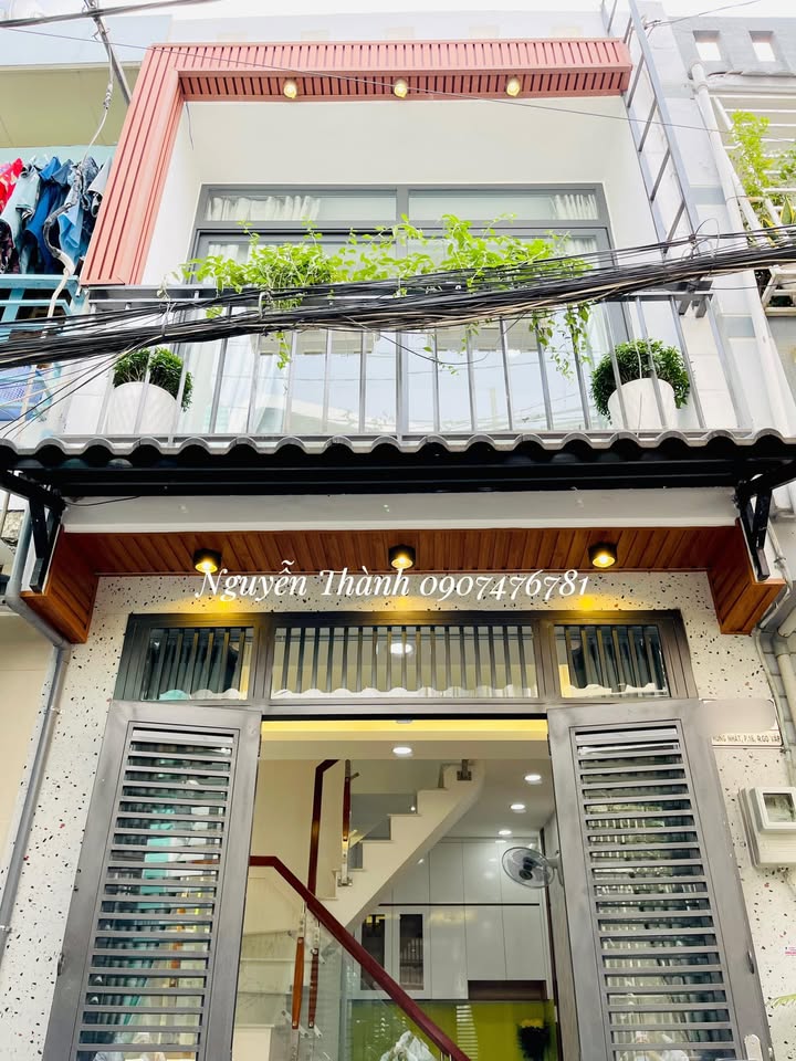 Nhà Gò Vấp 19m² giá 3.15 tỷ - Sẵn sàng ở ngay với nội thất cao cấp!