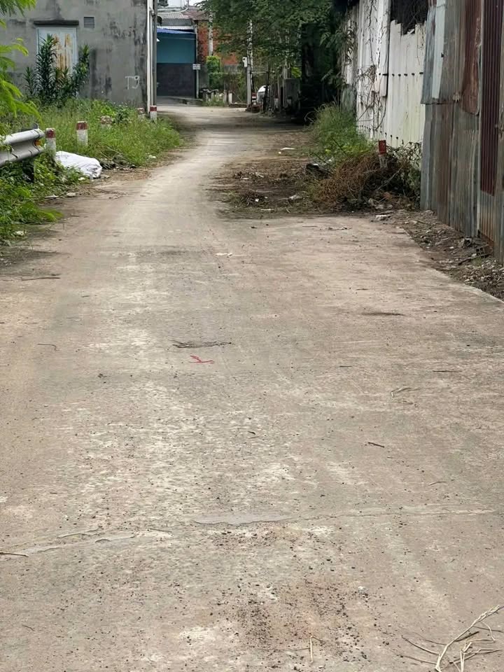 Lô đất Bà Điểm Hóc Môn 110m² giá 3.59 tỷ - Đầu tư sinh lời ngay!