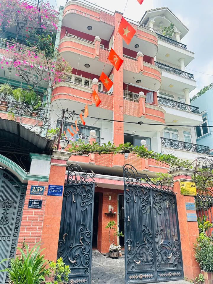 Nhà phố 4 tầng Tân Bình 189m² giá 45 tỷ - Đầu tư sinh lời hấp dẫn!