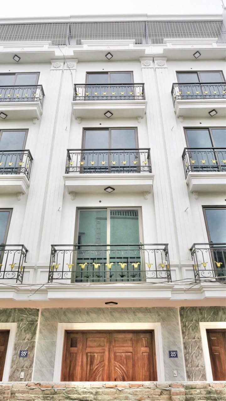 Nhà 5 tầng Đông Ngạc, 34m² giá 7 tỷ - Nhà thoáng, ngõ nông