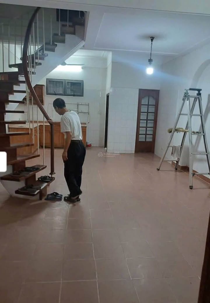 Nhà cho thuê Ngõ 64, Nguyễn Lương Bằng 52m² giá 24.5 triệu - Không gian yên tĩnh, thuận tiện kinh doanh!