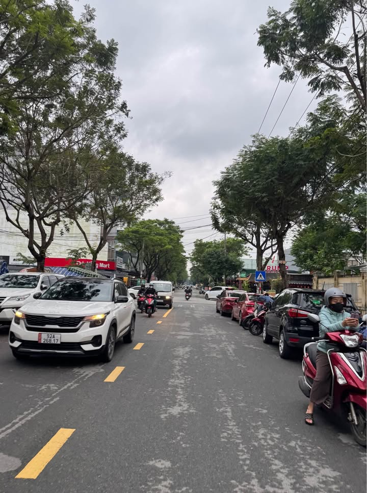 Căn hộ 5 tầng 15 phòng tại Làng Đại Học Đà Nẵng 90m² giá 10.6 tỷ - Dòng tiền ổn định 50 triệu/tháng!