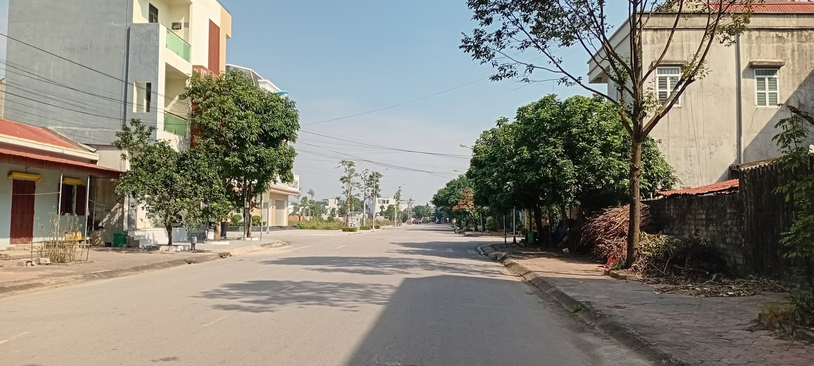 Đất Tái Định Cư Hải Yến 100m² giá thỏa thuận - Kinh doanh sầm uất ngay trung tâm!