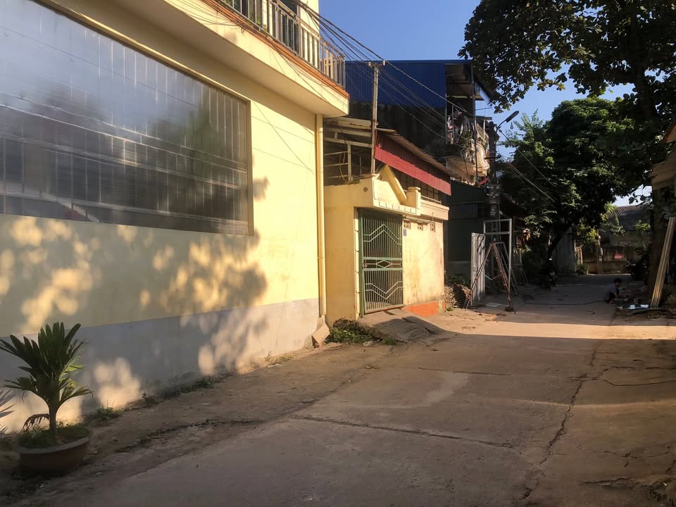 Nhà 2 tầng tại phường Quan Triều, Thái Nguyên 115m² giá 2.1 tỷ - Sổ hồng chính chủ