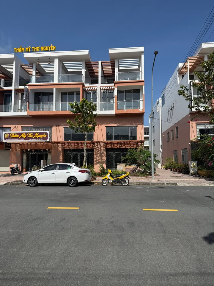 Nhà phố kinh doanh tại Trà Vinh 100m² - Mặt tiền đường Võ Nguyên Giáp, giá thỏa thuận!