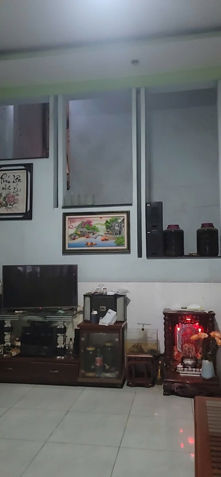 Nhà cấp 4 đường Vũng Thiện, Dĩ An 109m² giá 4.8 tỷ - Vị trí kinh doanh sầm uất!