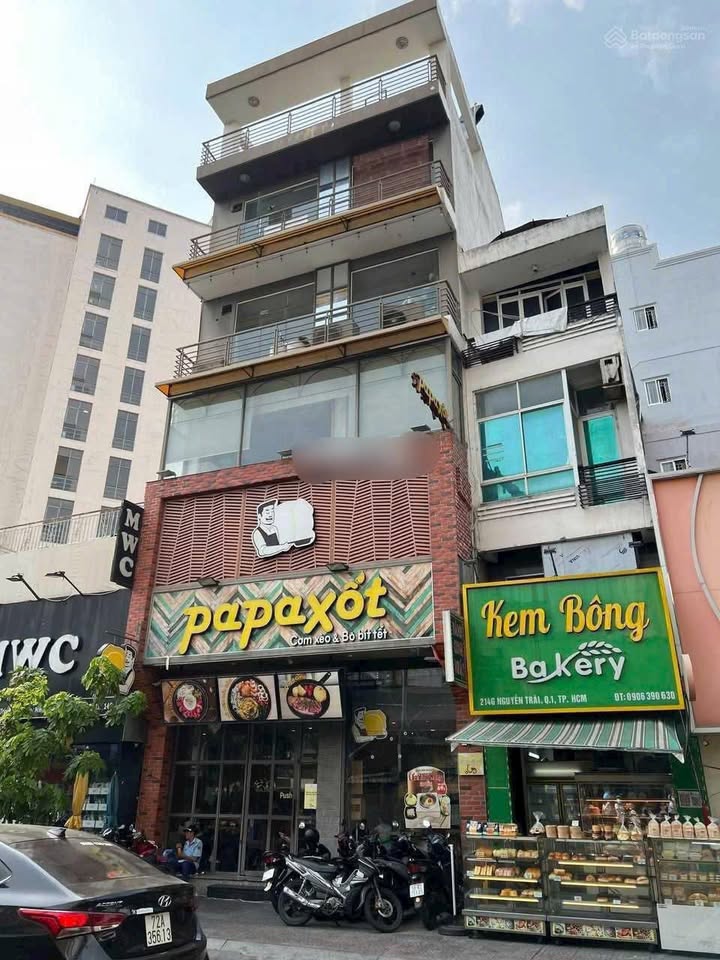 Nhà mặt tiền cho thuê đường Nguyễn Trãi, quận 1 - Diện tích 70m², sẵn sàng bàn giao!