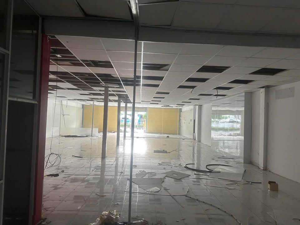 Cho thuê mặt bằng Quang Trung, Gò Vấp 396m² giá 60 triệu - Vị trí đắc địa cho kinh doanh!