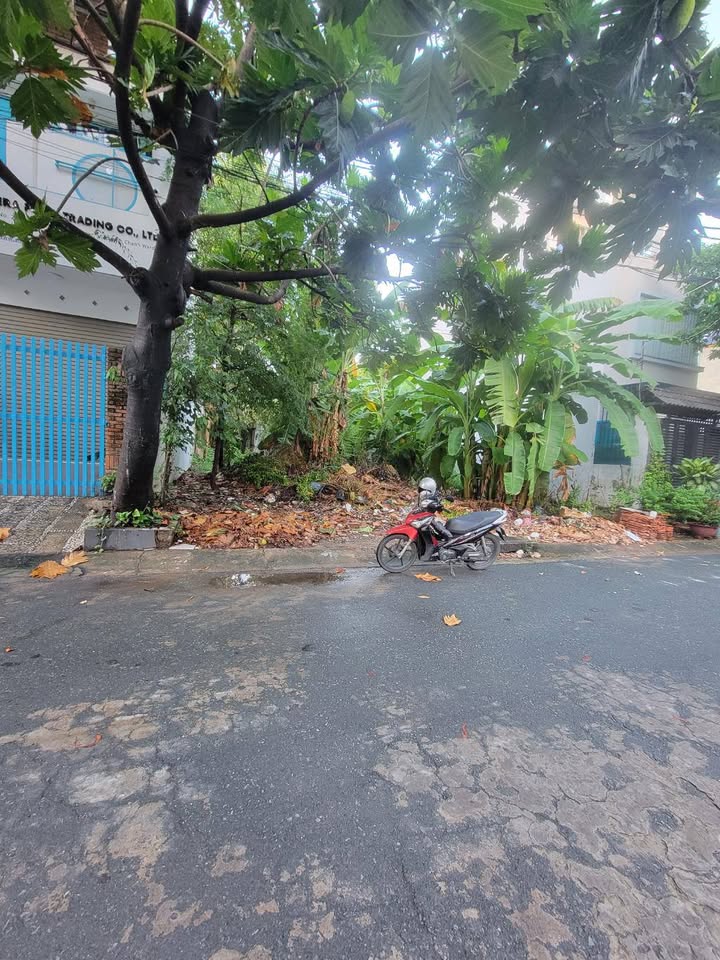 Đất biệt thự ven sông Hiệp Bình Chánh 105m² giá 12.7 tỷ - Không thể bỏ lỡ!