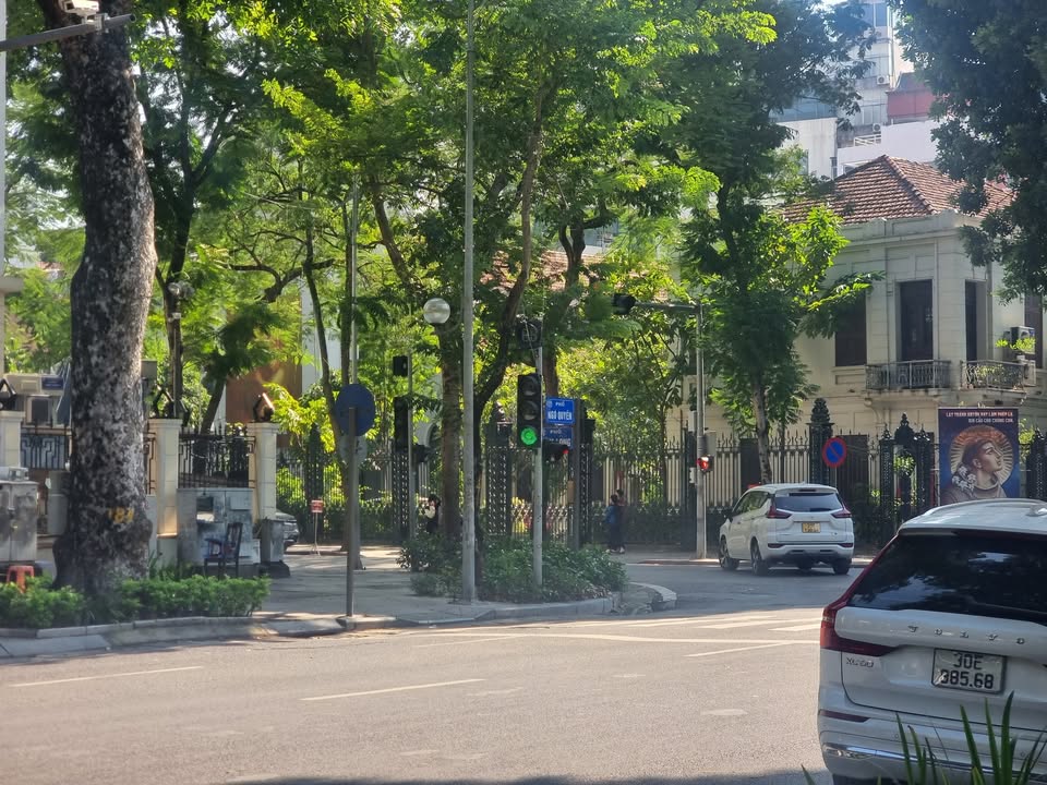 Nhà mặt phố Pháp cổ Hà Nội 20m² giá 1 tỷ - Cơ hội hiếm có trong lòng phố cổ!