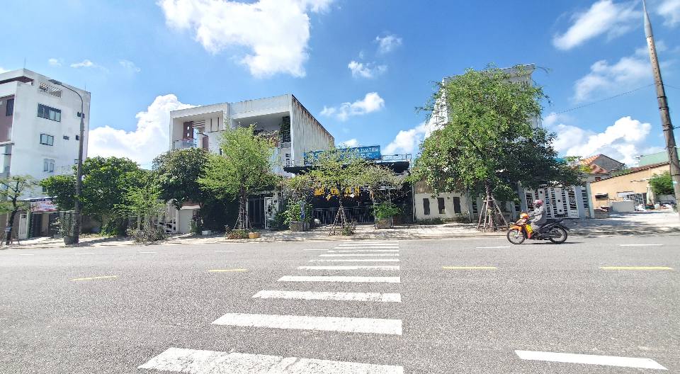 Đất nền Lam Sơn, Tam Kỳ 175m² giá 9 tỷ - Đường rộng 27.5m!