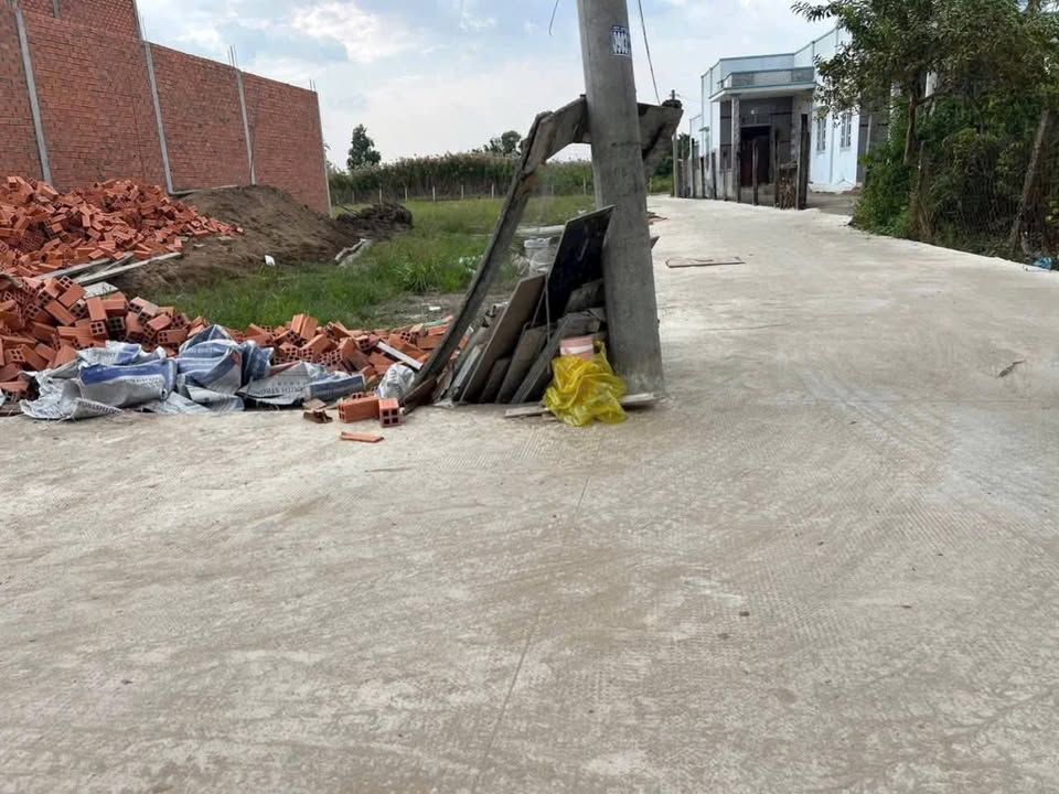 Đất nền 127m² Ấp Lộc Trung, Huyện Cần Giuộc, giá 900 triệu - Lô góc 2 mặt tiền cực đẹp!