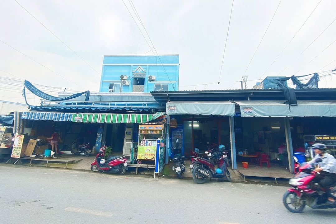 Dãy trọ 2 tầng 32 phòng Quốc Lộ 50, Bình Chánh 324m² - Đầu tư sinh lời ổn định!