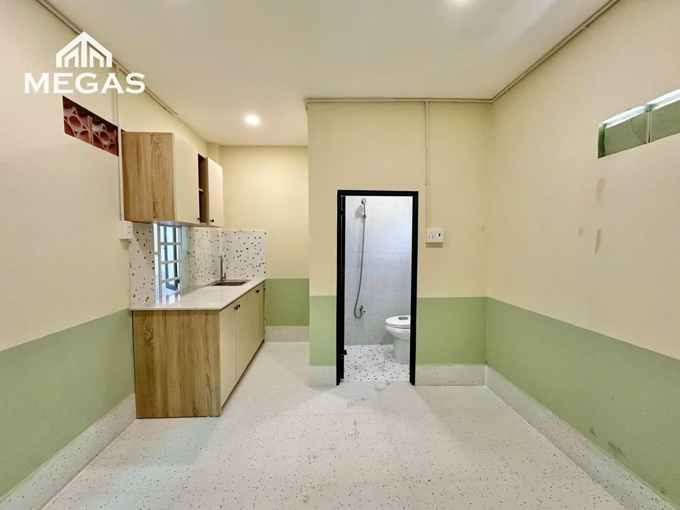 Nhà cho thuê 2 tầng Vườn Lài, Gò Vấp - Giá 4.5 triệu, full nội thất mới!