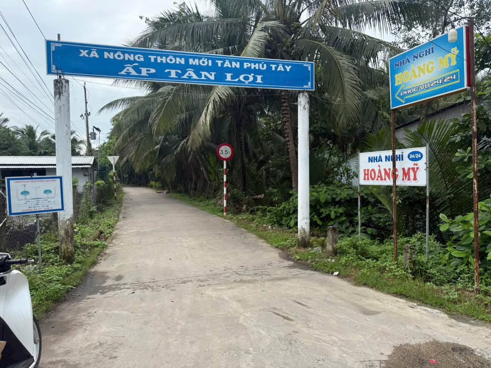 Đất nền Phước Mỹ Trung Mỏ Cày Bắc 500m² giá 680 triệu - Đất cao ráo, vị trí thuận lợi!