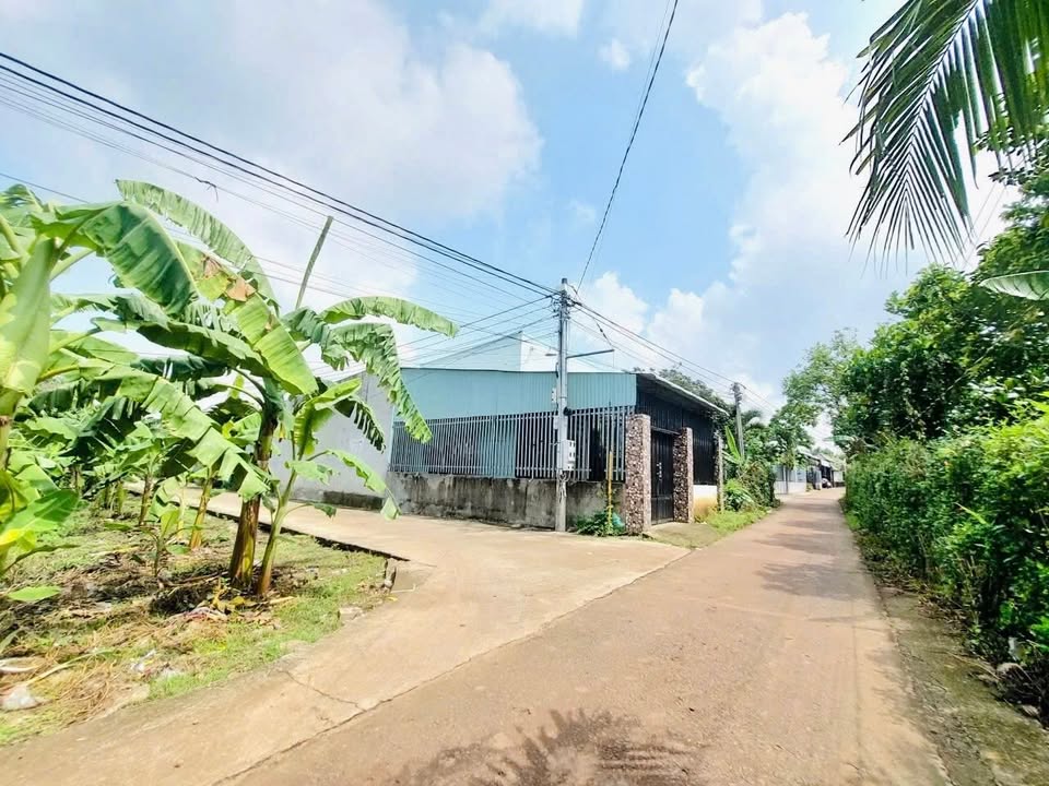 Đất nền Xuân Phú - Xuân Lộc 150m² giá 640 triệu - Mặt tiền bê tông đẹp