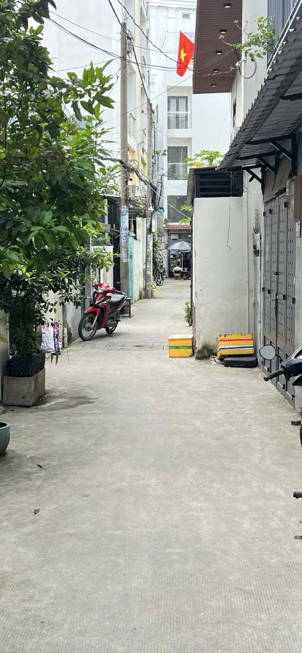 Nhà 207/ Nguyễn Trọng Tuyển, Phú Nhuận, 99.6m² giá 17.8 tỷ - Đầu tư sinh lời ngay!