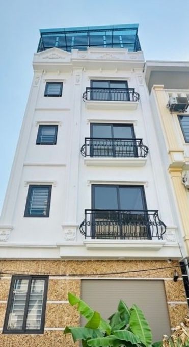 Nhà 5 tầng Ngọc Thụy Long Biên 30m² giá 700 triệu - Ô tô vào tận cửa!