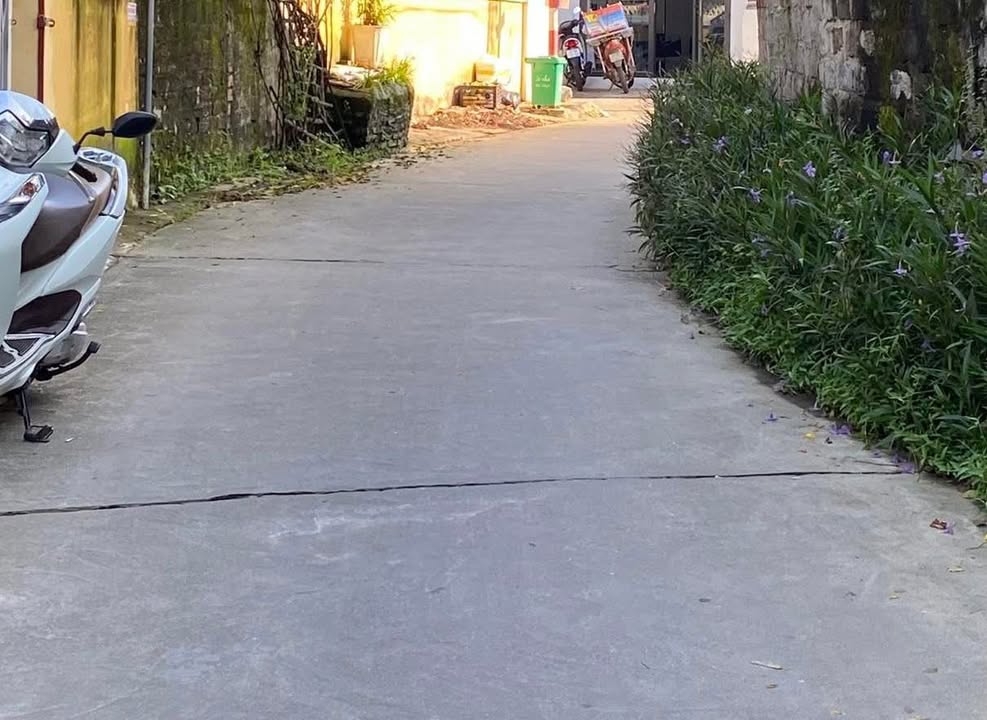 Nhà 1 tầng tổ 30 Minh Xuân 80m² giá 2 tỷ - Vị trí đắc địa gần trường học và siêu thị!