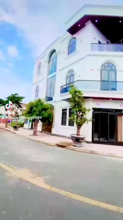 Bán nhà phố góc 2 mặt tiền An Phú, 73m² giá 6.8 tỷ - Full nội thất cao cấp!