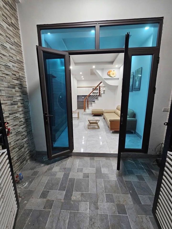 Nhà phố Minh Khai, Hai Bà Trưng 36m² giá 8 tỷ - Vị trí đắc địa, thiết kế thông minh!