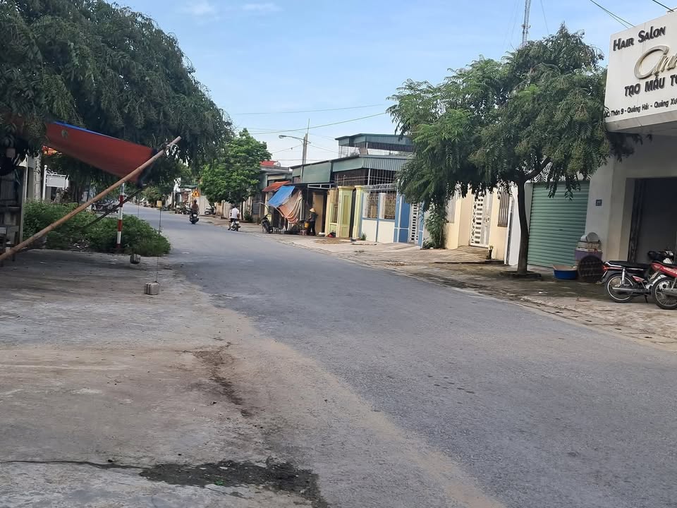 Đất mặt đường 4C Quảng Hải 194m² giá 1xtr/m² - Cơ hội đầu tư tuyệt vời!