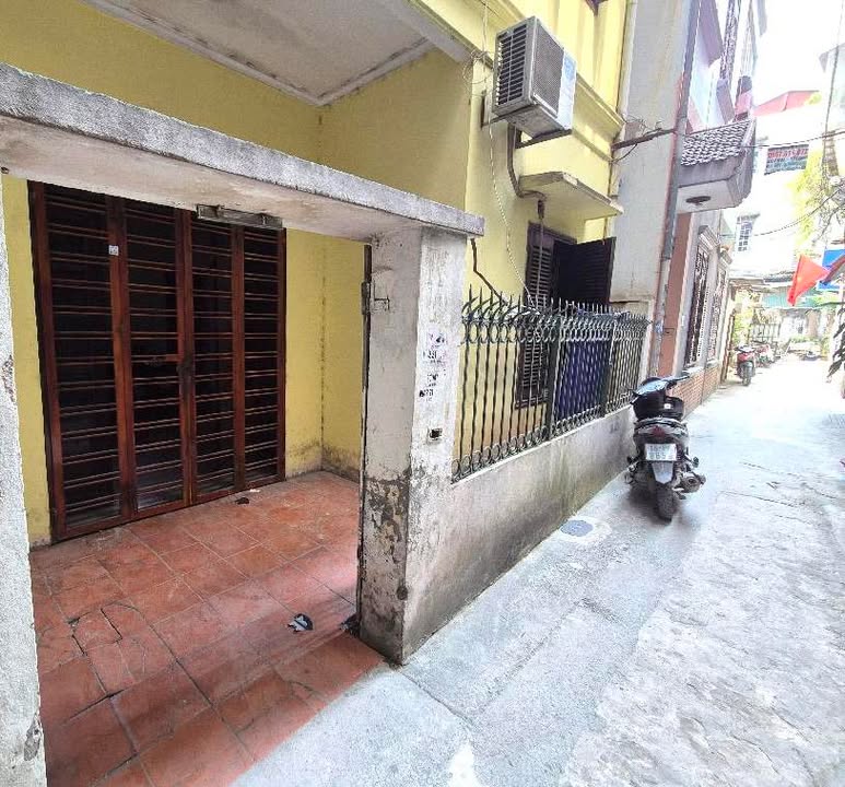 Đất Yên Hòa Cầu Giấy 69m² giá 12.7 tỷ - Tặng nhà 3 tầng đẹp!