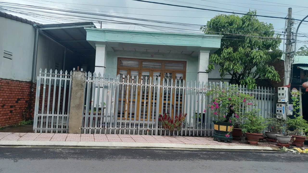 Nhà mới bán gấp tại hẻm 24 Điện Biên Phủ, Ninh Thạnh 247m² - Giá chỉ 1.8 tỷ!