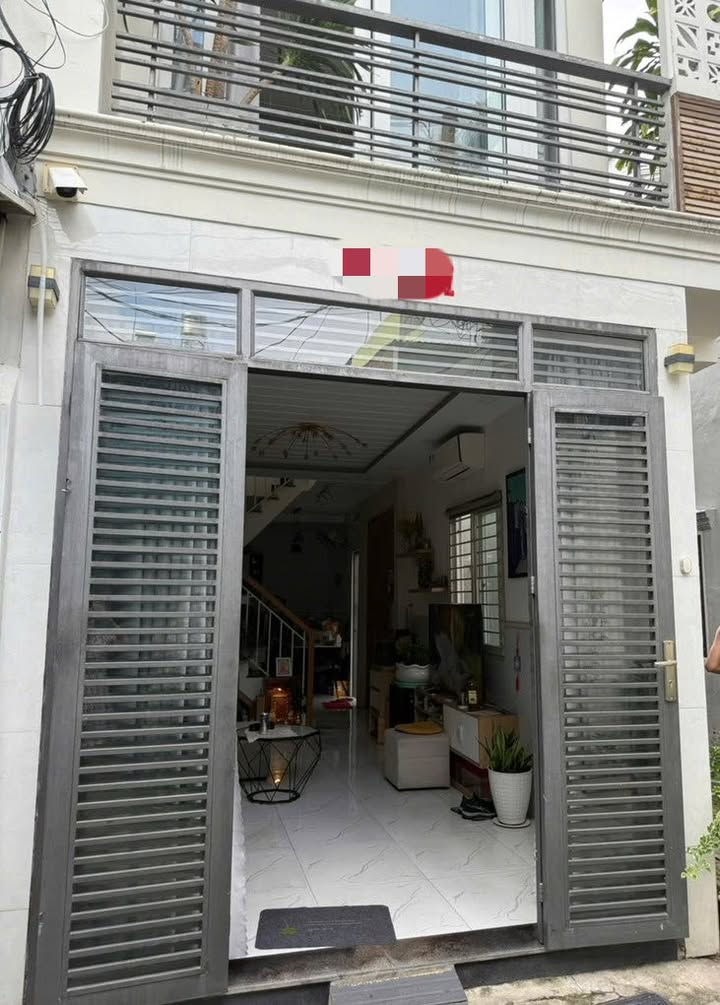 Nhà đẹp đường Trường Chinh, Tân Bình 33m² giá 4.4 tỷ - Vị trí đắc địa, tiện ích hoàn hảo!