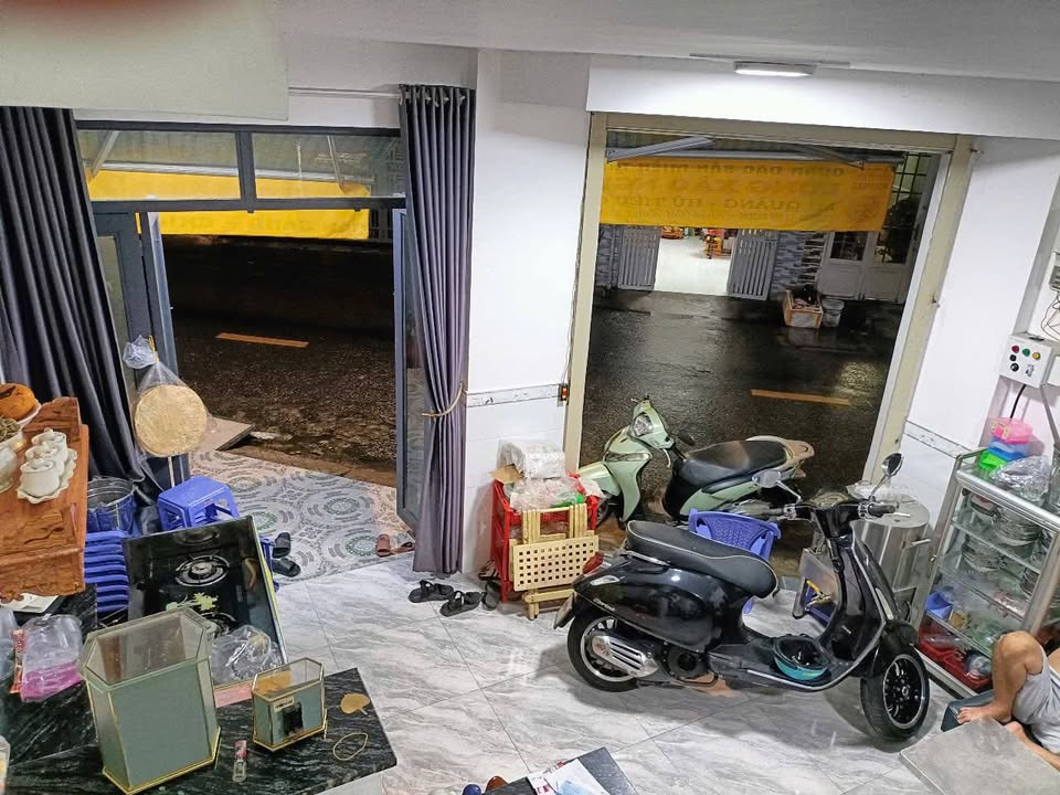 Nhà phố Hiệp Thành Quận 12 diện tích 31.5m² giá 2.3 tỷ - Tiềm năng kinh doanh tốt!