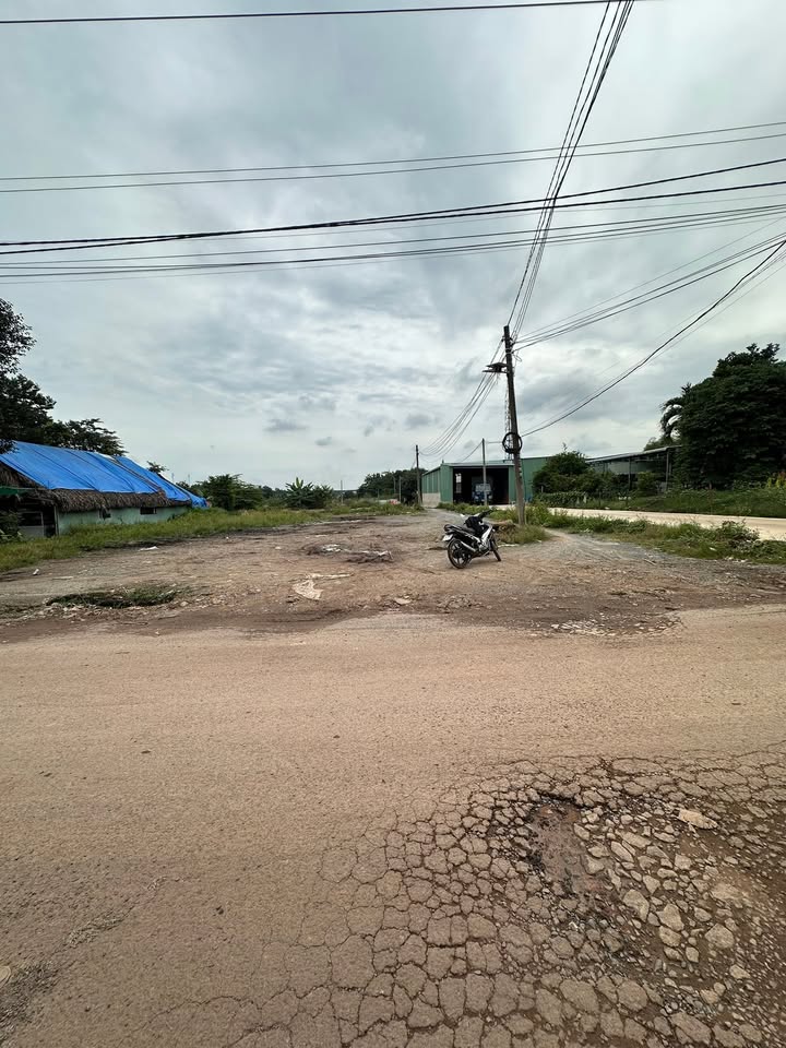 Đất nền 2 mặt tiền phường Bình Mỹ, Bắc Tân Uyên, 1200m² - Vị trí kinh doanh đắc địa!