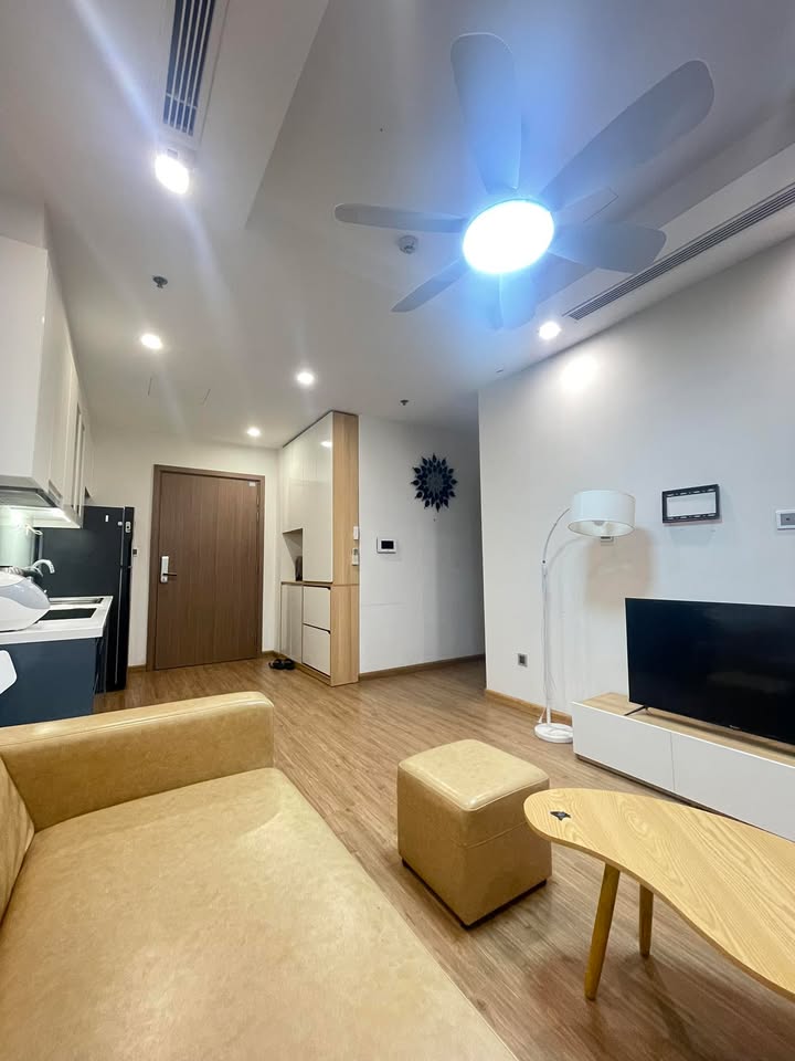 Căn hộ Vinhomes Greenbay, Mễ Trì 43m² giá 12.5 triệu - Full nội thất đẹp, view TTHNQG!