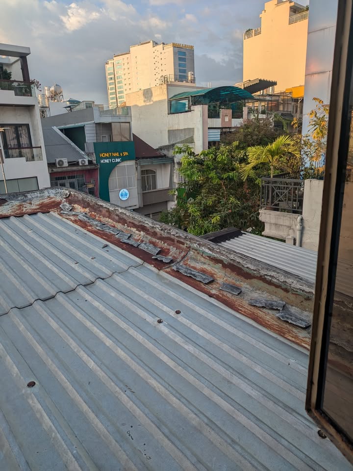 Nhà mặt tiền Nguyễn Đình Chiểu, Phường 5, Quận 3 - 37.5m² giá 21 tỷ - Cơ hội đầu tư hấp dẫn!