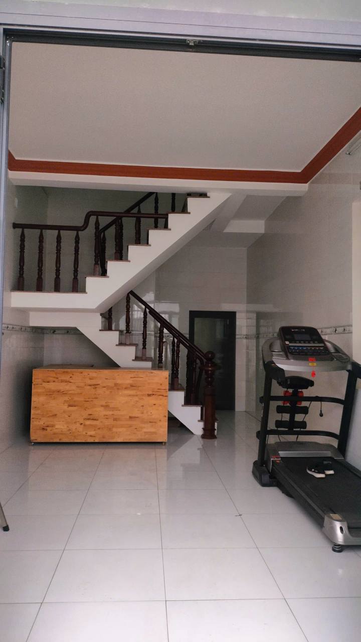 Nhà cho thuê tại Phú Hòa, Thủ Dầu Một 80m² giá 10 triệu - Gần vòng xoay Gò Đậu!