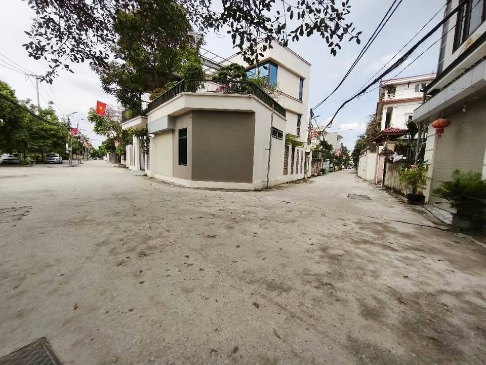 Đất Xóm Thượng, Đông Anh 190m² giá 19 tỷ - Nở hậu, ô tô tránh vòng quanh!