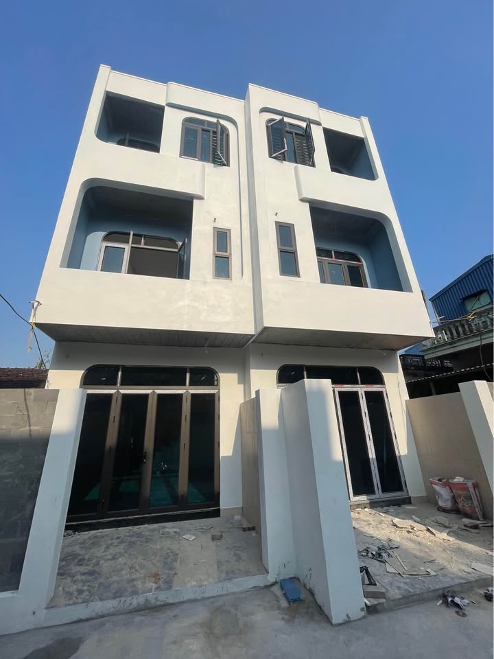 Nhà 3 tầng Lộc Vượng 53m² giá 3.1 tỷ - Ô tô đỗ tận cửa!