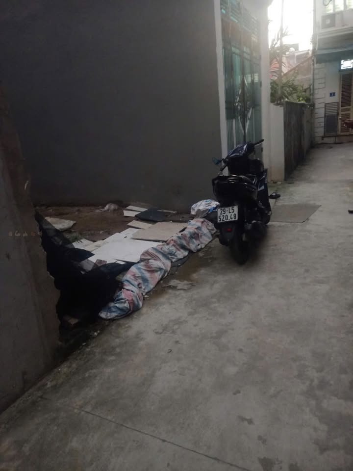 Đất Phú Diễn Bắc Từ Liêm 35m² - Vị trí đắc địa, giá đầu tư hấp dẫn!