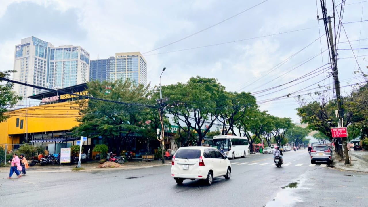 FrontHouse Mân Thái 105m² giá 10 tỷ - Mặt tiền kinh doanh đắc địa!