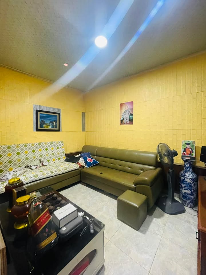 Nhà gác lửng Tân Sơn 55m² giá 2.6 tỷ - Vị trí đẹp, giao thông thuận lợi!