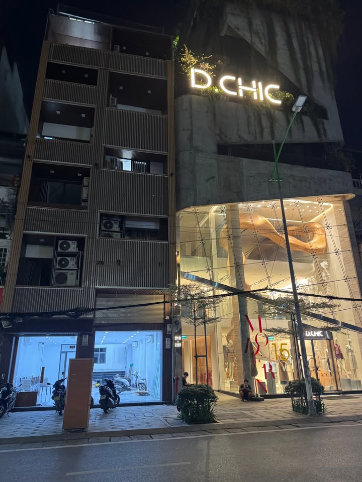 Mặt bằng kinh doanh cho thuê tại phố Giảng Võ, quận Ba Đình 160m² - Giá thương lượng hấp dẫn!