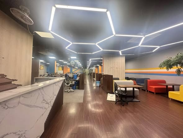 Văn phòng cho thuê tại Chung cư Việt Đức Complex - 39 Lê Văn Lương, 800m² chỉ từ 15 triệu/tháng!