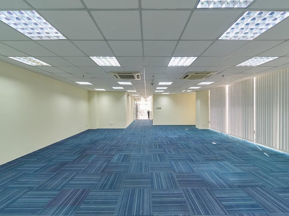 Cho thuê văn phòng hạng B tại Cầu Giấy 231m² - Miễn phí làm ngoài giờ!