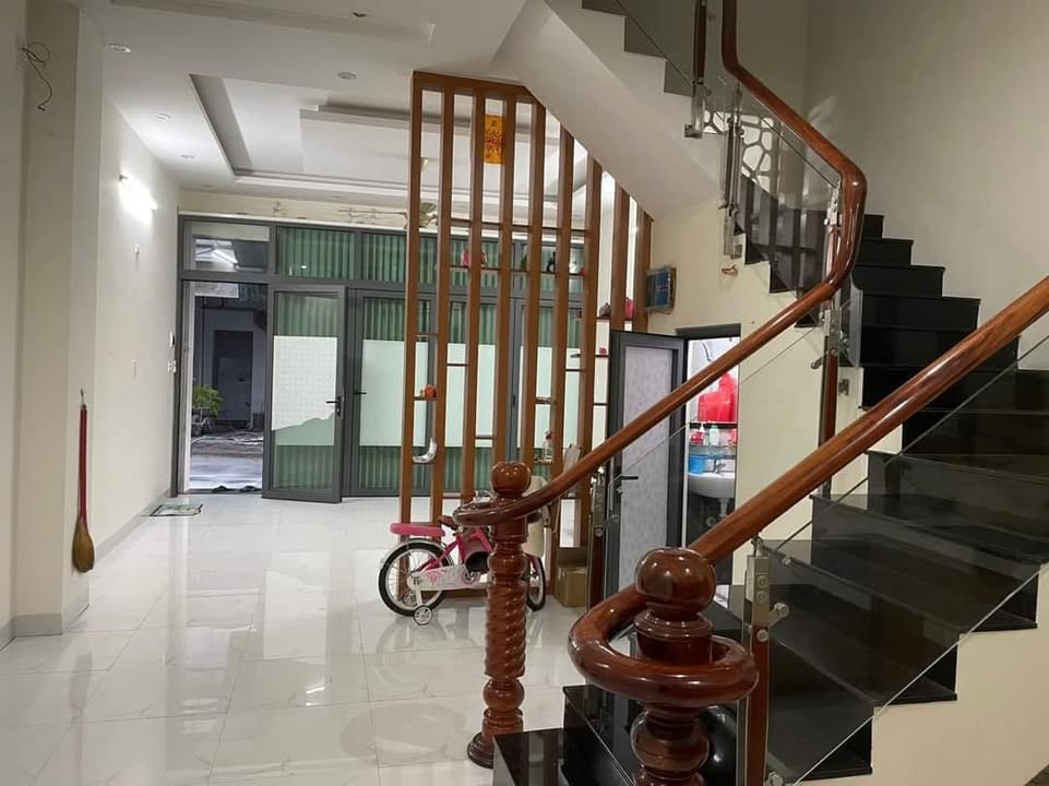 Nhà hẻm đường Chi Lăng, Quang Trung, Quy Nhơn 51.6m² giá 2.98 tỷ - Sổ đỏ chính chủ, sang tên nhanh gọn!