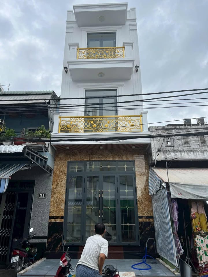 Nhà 2 Lầu Mặt Tiền Chợ An Khánh, Cần Thơ 40m² giá 6 tỷ - Kinh doanh thuận lợi!