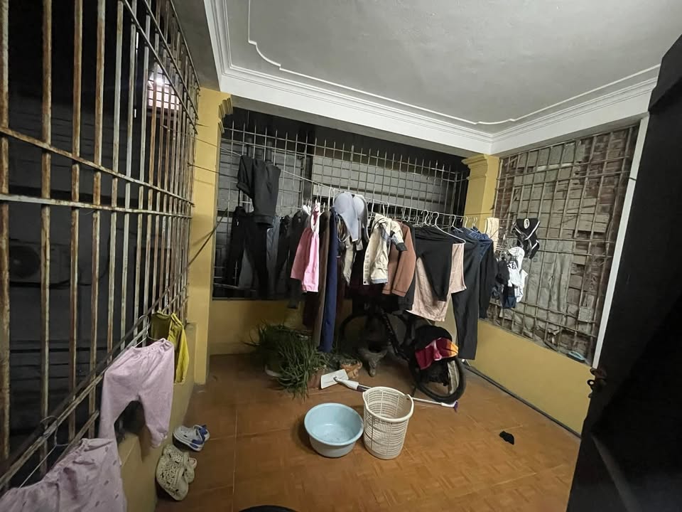 Nhà phố Châu Văn Liêm, Phú Đô 33m² giá 5.6 tỷ - Khu vực sầm uất, giao thông thuận lợi!