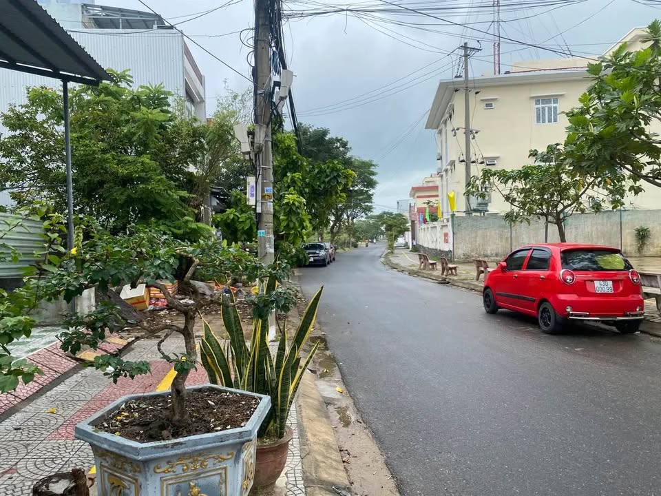 Đất nền đường Thành Vinh 2, Thọ Quang, Đà Nẵng 100m² giá 7.2 tỷ - Khu vực yên tĩnh, thuận tiện di chuyển!