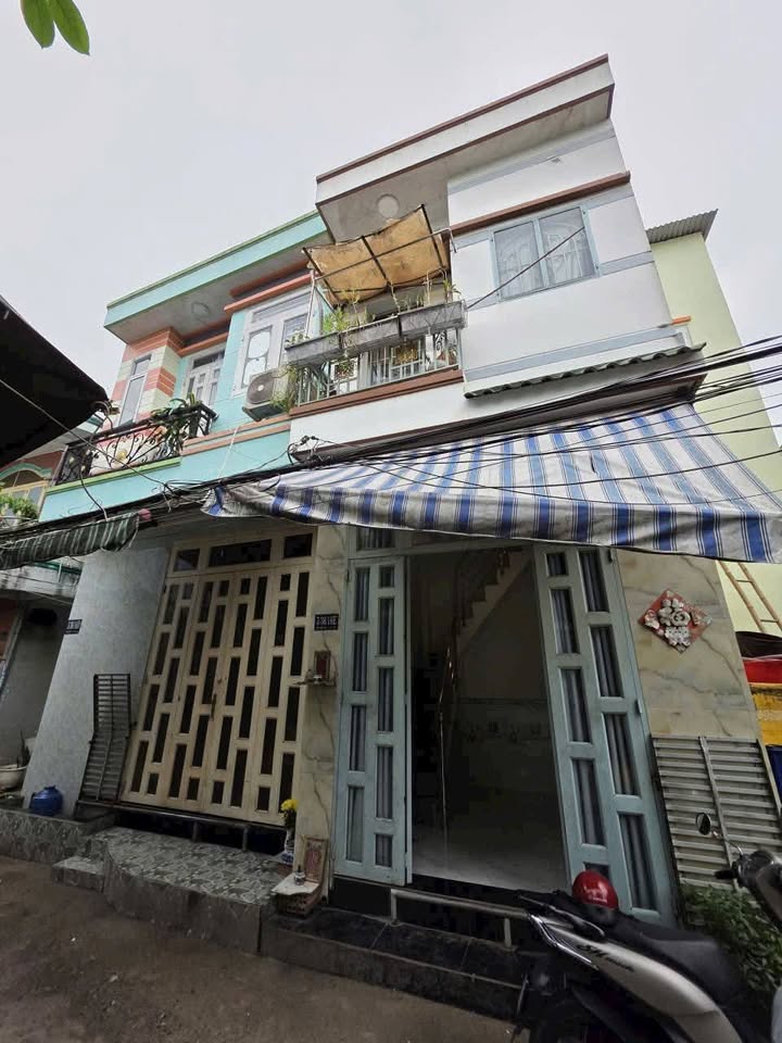 Nhà quận 8 - 12m² giá 1.7 tỷ - Giảm mạnh 200 triệu, sổ hồng riêng!